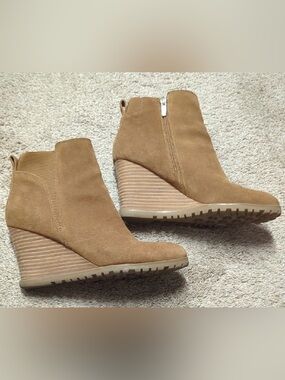 Nine West Curtis Suede Wedge Ankle Boot — Brown/Tan, 9